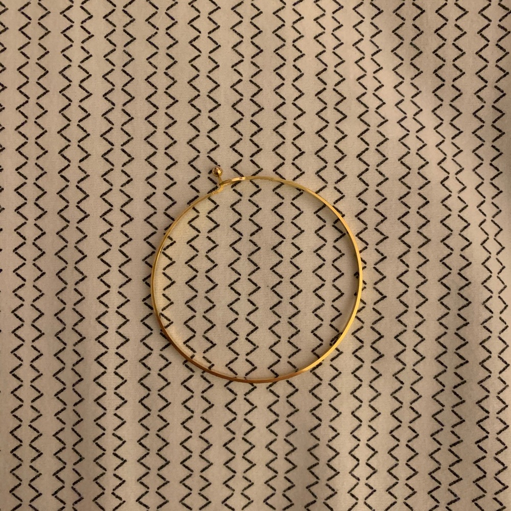 thin gold bangle - Picture 2 of 2